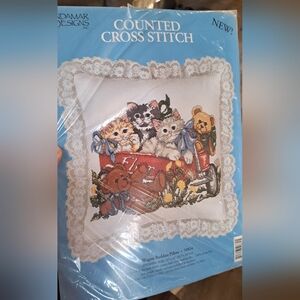 Wagon Buddies Pillow 14" x 14" Cross Stitch Kit By Candamar #50834 Cats 14 Count